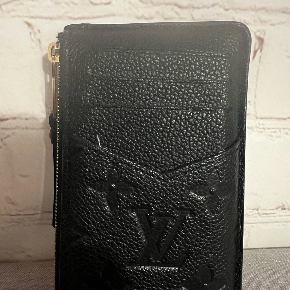 Louis Vuitton Card Holder Recto Verso in Empreinte Leather - Picture 4 of 15